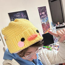 le duck beanie